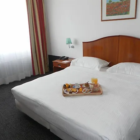 Hotell Idea 4*