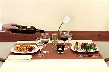 Idea 酒店 摩德纳